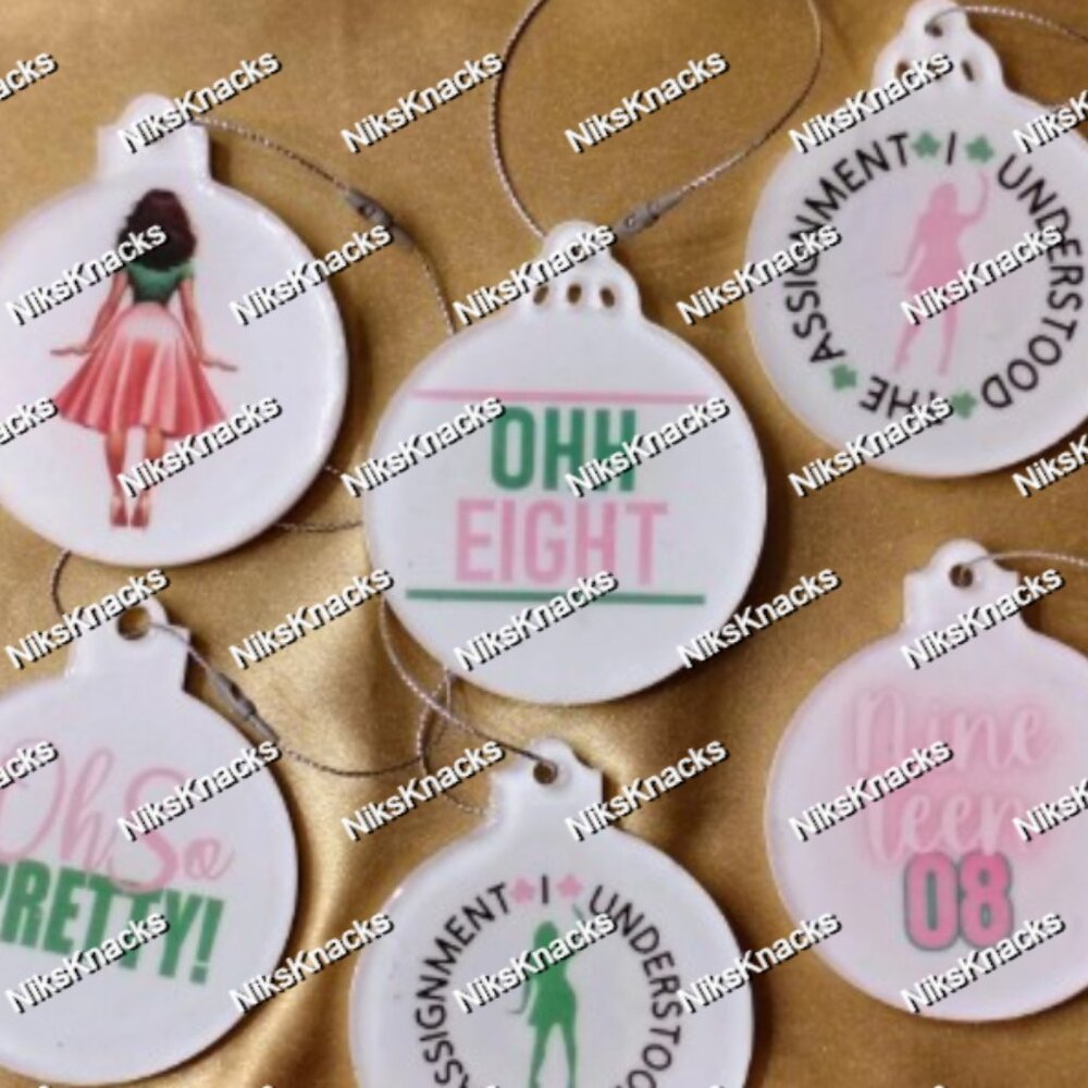 Pink & Green Holiday Magic! Sorority-Inspired Flat Ornaments – Pretty Pose